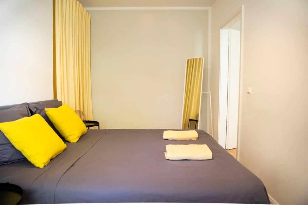 Cosy Two Br Plus Self Checkin Plus Street Parking Берлин Экстерьер фото